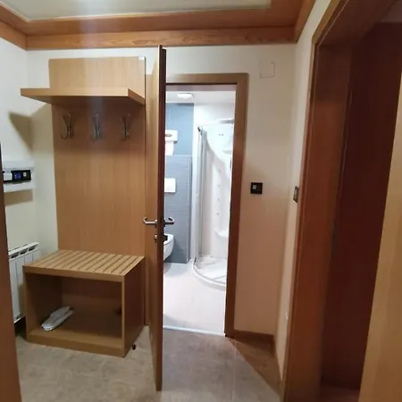 Aparthotel 107 In Vucko - & Relax - Private Host