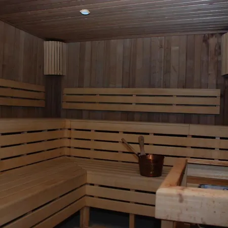 107 - Vucko - & Relax - Private Host Aparthotel 4*