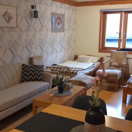 107 - Vucko - & Relax - Private Host Aparthotel 4*